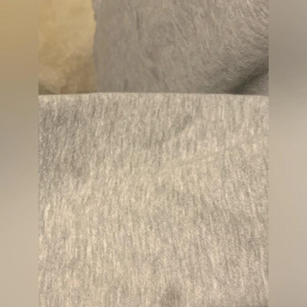 Yellowstone Dutton Ranch Wear the Brand Gray S Hooded Sweatshirt - Picture 10 of 13